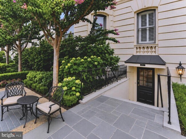 Foto del edificio - 2153 California St NW