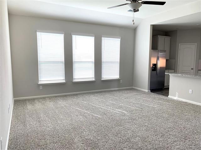 Foto del edificio - 144 Emma Dr