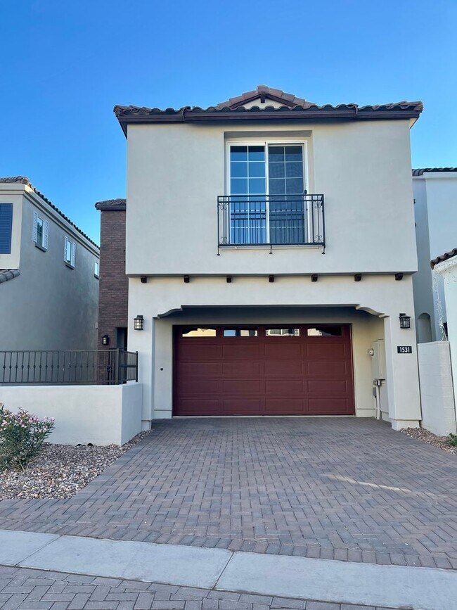 Building Photo - Trendy 3Bedroom/3Bath Gilbert Home!!
