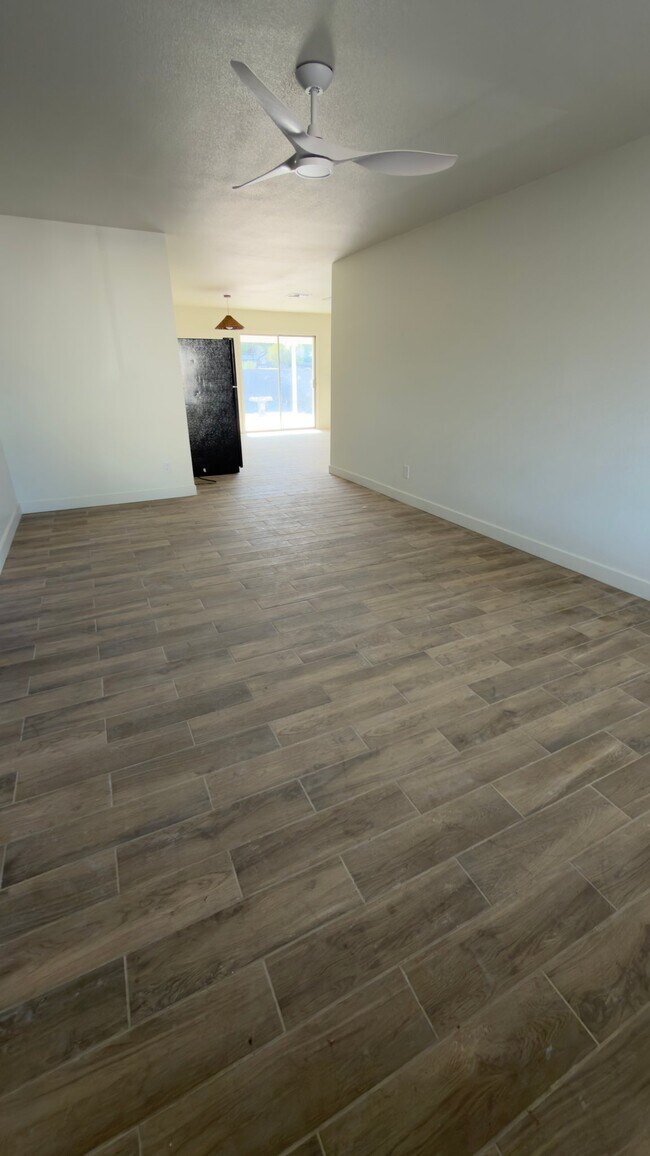 Foto del edificio - 7440 S 46th St.