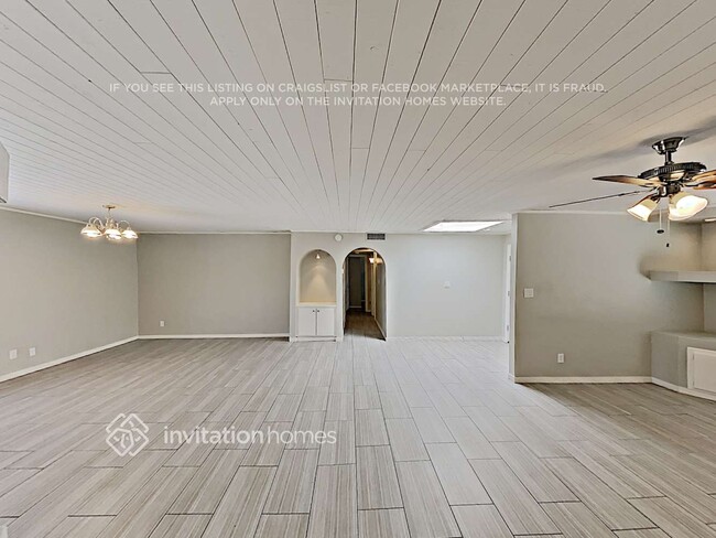 Foto del edificio - 2130 E Concorda Dr