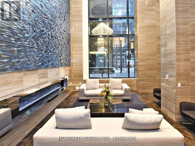 Building Photo - 115-2115 Blue Jays Way