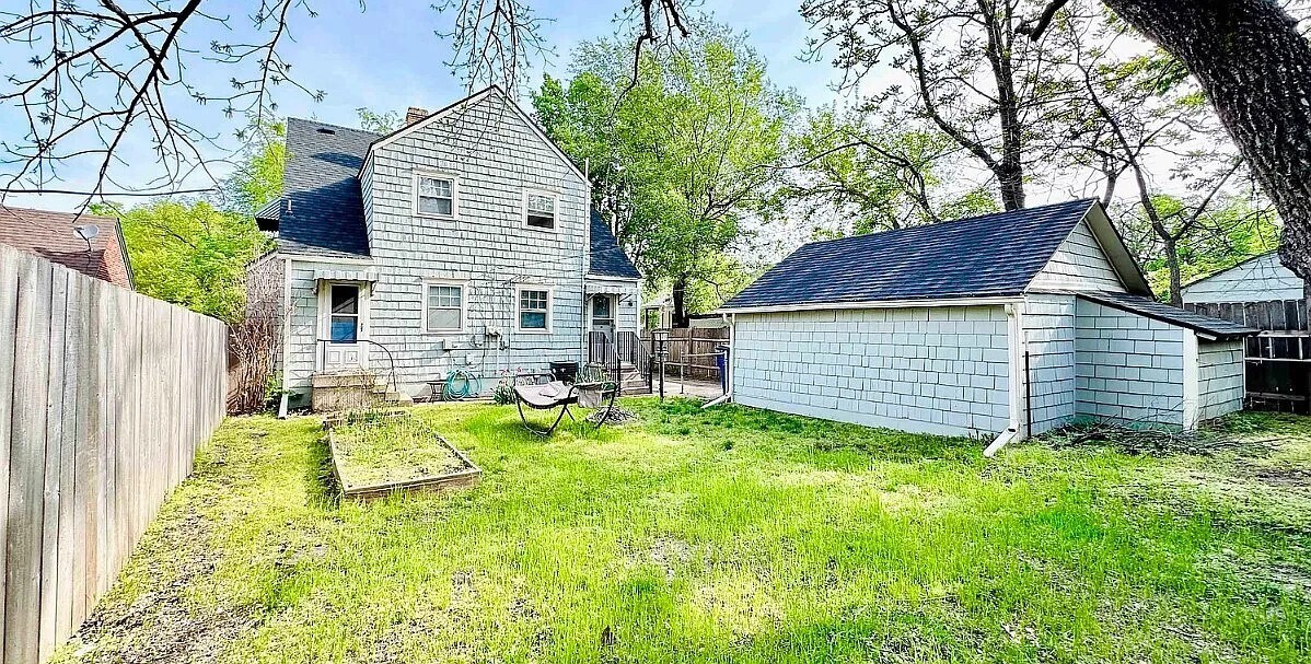 Building Photo - 3437 Edgemont St