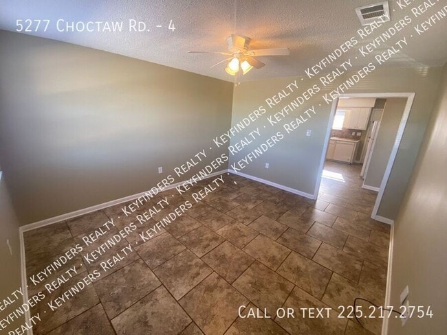 Foto del edificio - 5277 Choctaw Rd