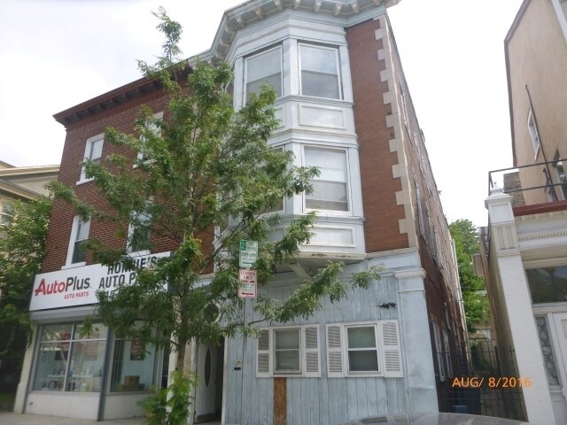 Primary Photo - 6035 Germantown Ave