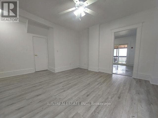 Building Photo - 2143 Gerrard St E