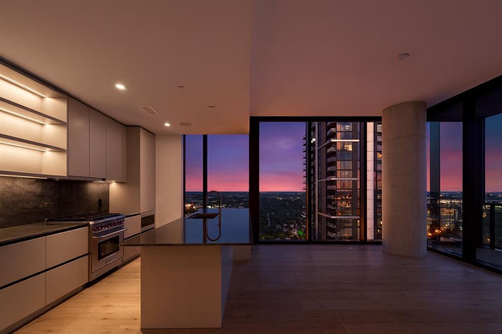 Foto principal - 610 Davis St