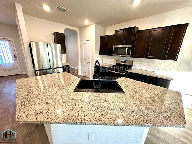 Building Photo - 13722 Trinity Cv