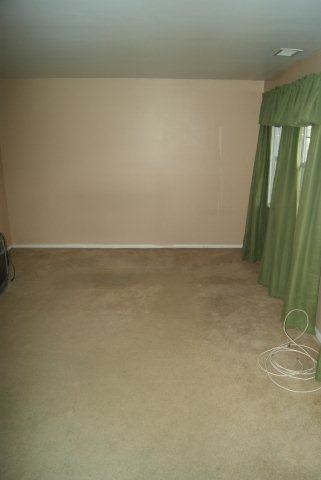Building Photo - 205 Westbury Ct