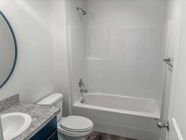 Foto del edificio - 3710 N Centrepoint Way