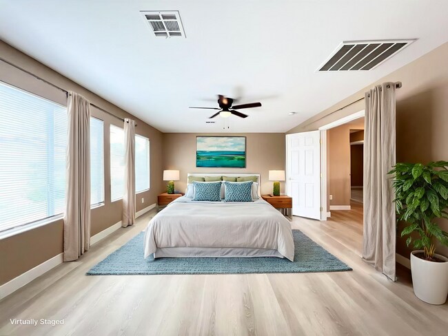 Foto del edificio - BEAUTIFUL SINGLE STORY HOUSE features cont...