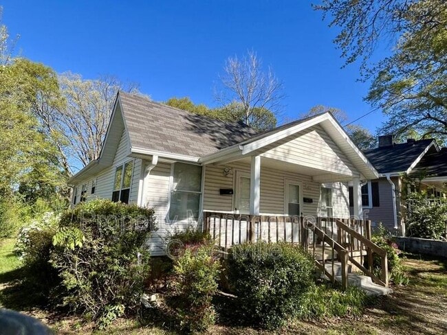 Photo - 7 Darwin Ave House