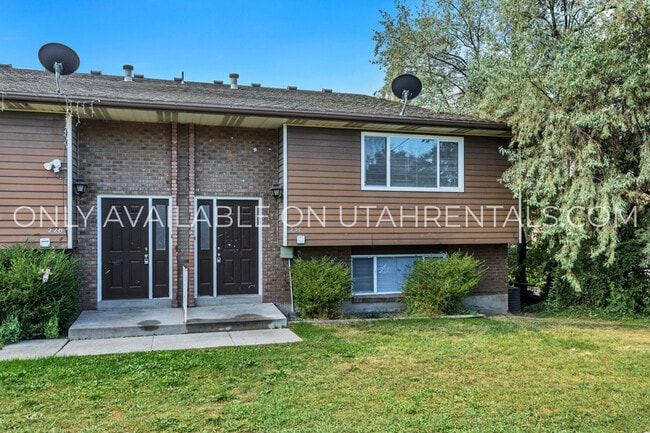 Photo - 234 W Foxbridge Dr Apartment