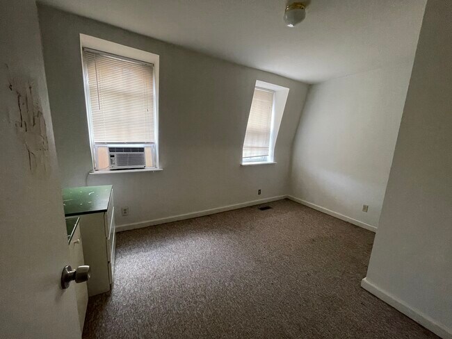 Foto del edificio - 1507 Spring Garden St