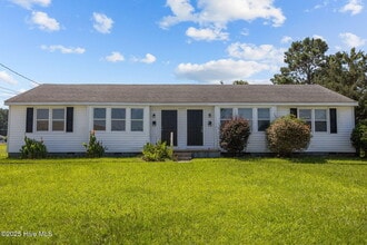 Building Photo - 332 Starling St