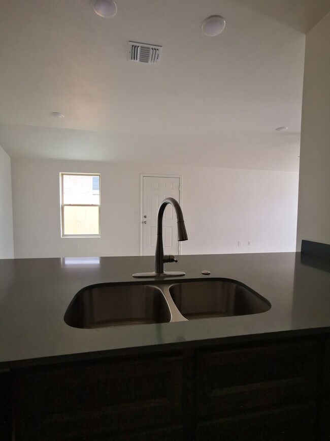 Foto del edificio - P2-2306 Duntov Drive Temple, TX 76504