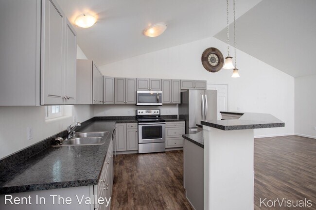 Foto del edificio - 4522-4528 W Fraser Dr