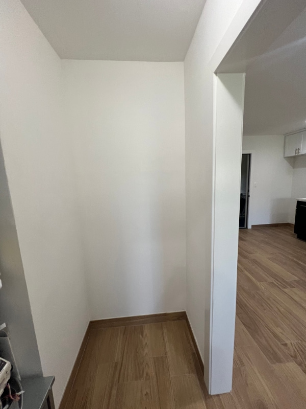 Building Photo - 234 Normandie Ave