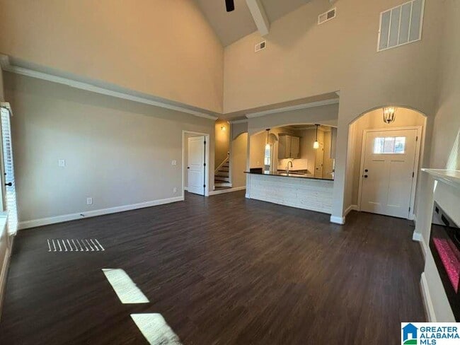 Building Photo - 4411 Lennox Pl