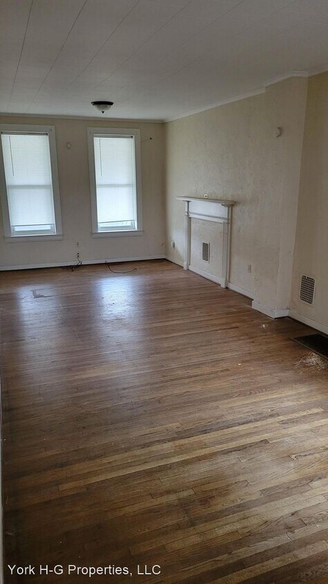 Foto del edificio - 5 br, 2 bath House - 613 S Albemarle Street