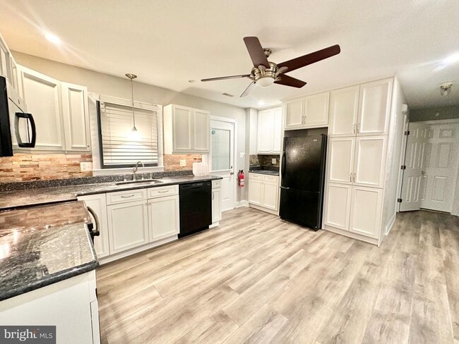 Foto del edificio - 9 Beechwood Ave