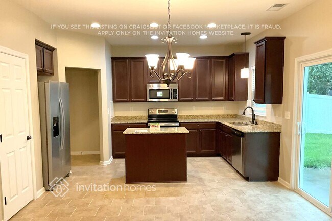 Foto del edificio - 7678 W Berkeley Rd