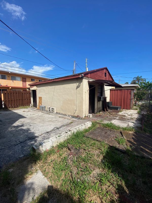 Foto del edificio - 1955 Lincoln St