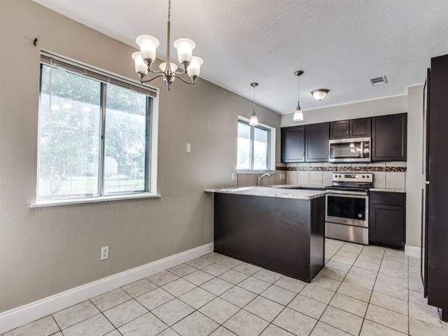 Building Photo - 301 Springwillow Rd