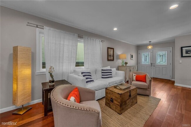 Foto del edificio - 3 br, 2.5 bath House - 1613 Armour Ln