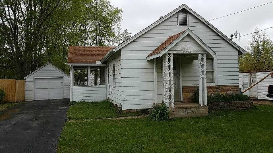 Primary Photo - 2833 Marshall St