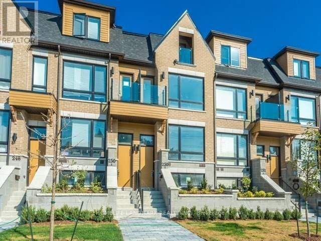 Primary Photo - 250 Finch Ave E