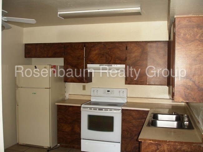 Foto del edificio - 733 S Morris Cir