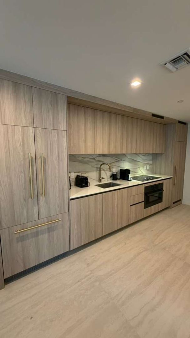 Building Photo - Fully furnished 2-bedroom residence in the heart of Brickell.