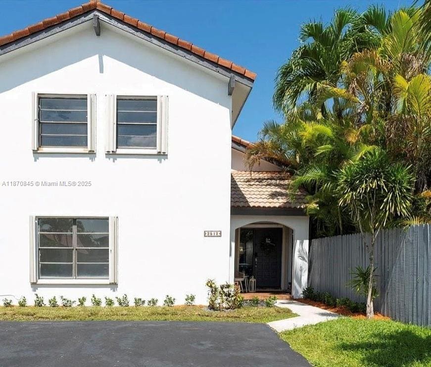 Foto principal - 2512 SW 113th Ct