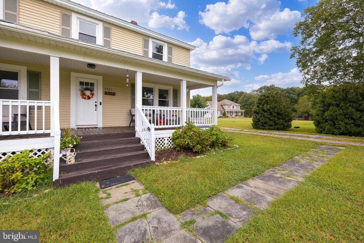 Primary Photo - 5923 Morris Rd