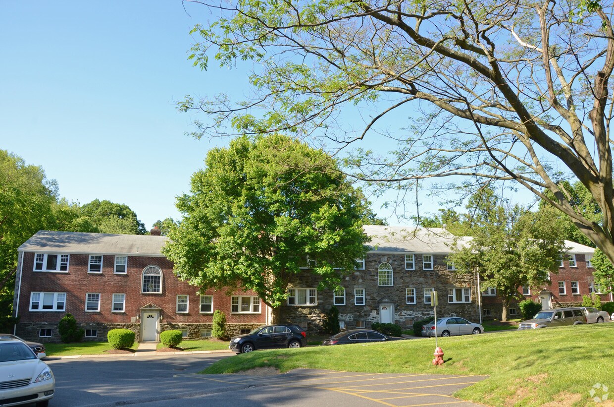 Wynnefield Terrace Apartments in Philadelphia, PA