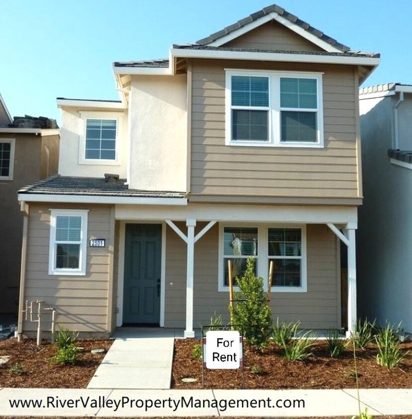 Primary Photo - North Natomas 2 Story 4 Bed/2.5 Bath with ...