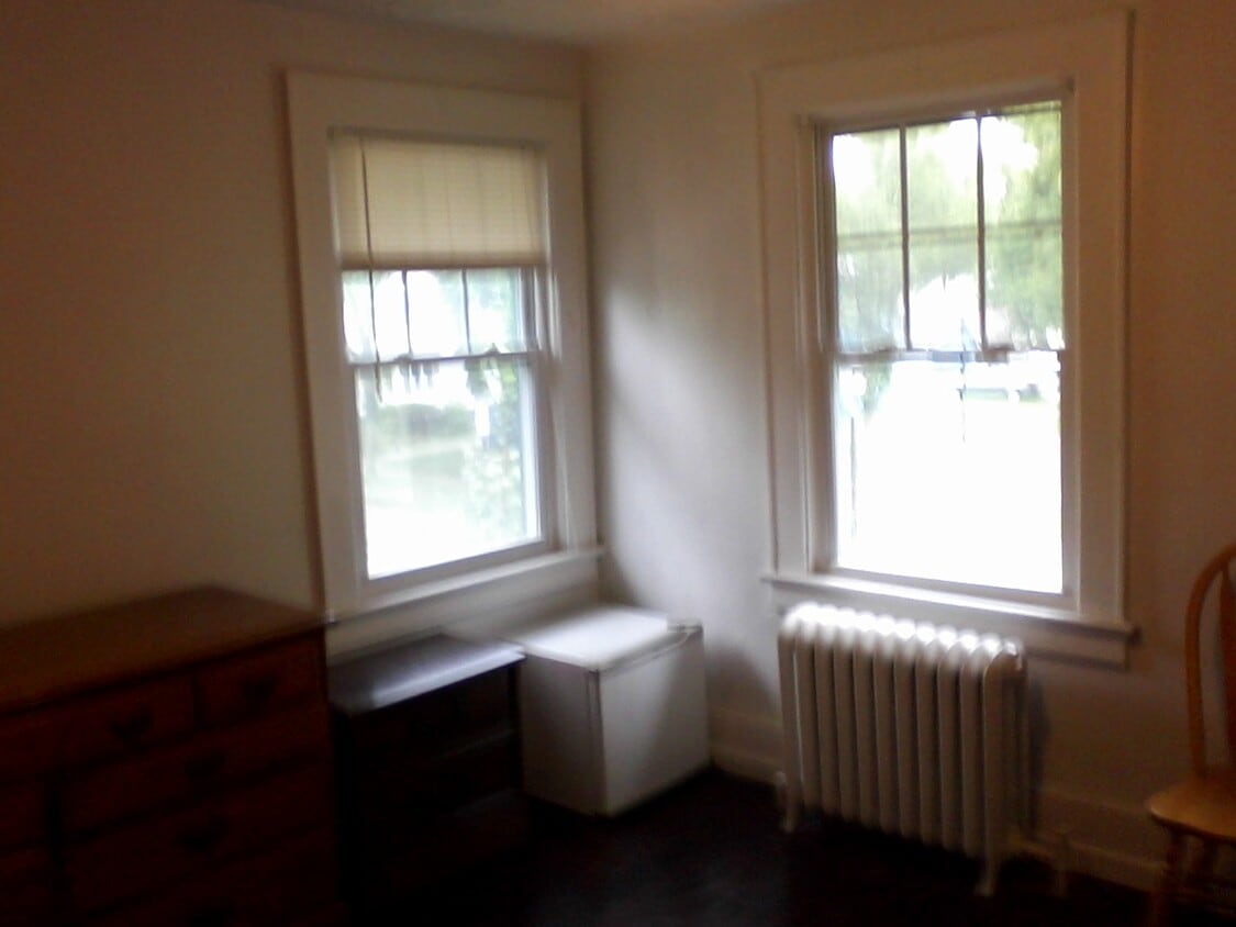 463 Congress Ave, Rochester, NY 14619 Apartments in Rochester, NY