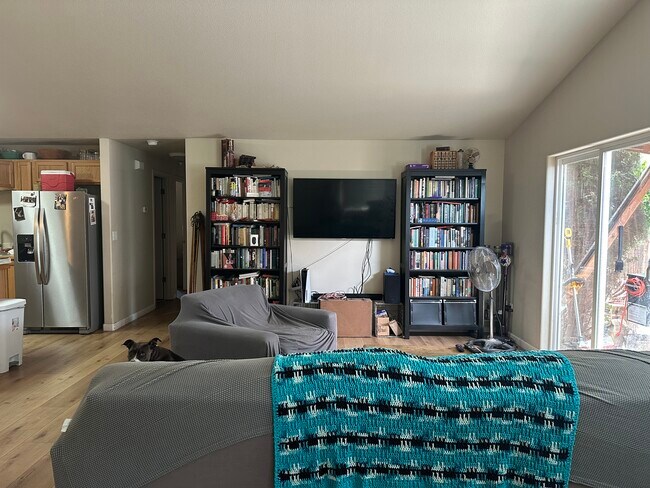 Foto del edificio - 342 NW 21st St