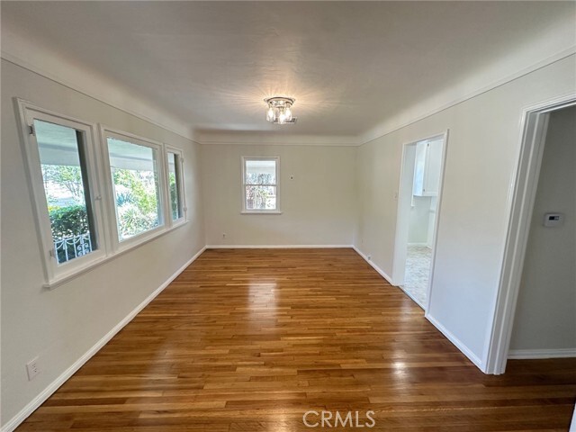 Foto del edificio - 1070 E Broadway