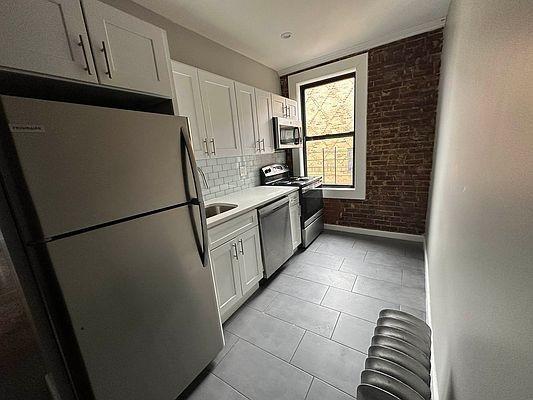 Primary Photo - 0 bedroom in Bronx NY 10471