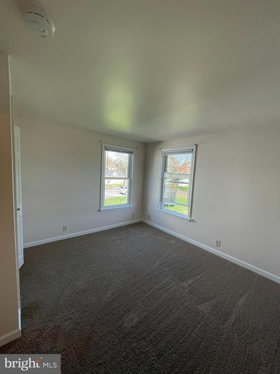 Building Photo - 127 Edgehill Ave