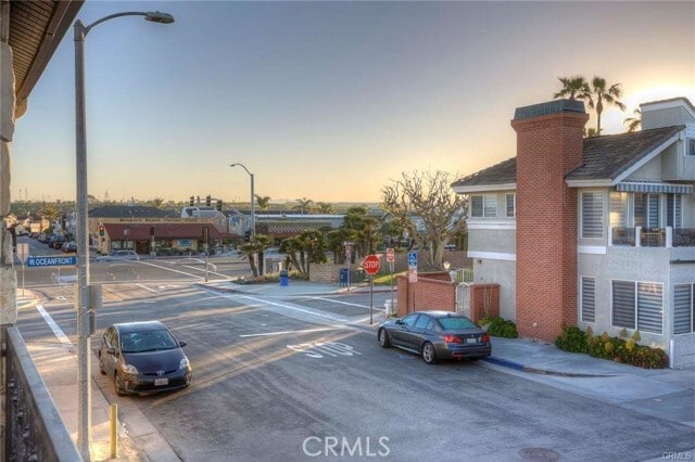 Building Photo - 6800 W Oceanfront