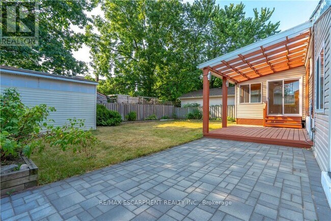 Photo du bâtiment - 107 W 33rd St