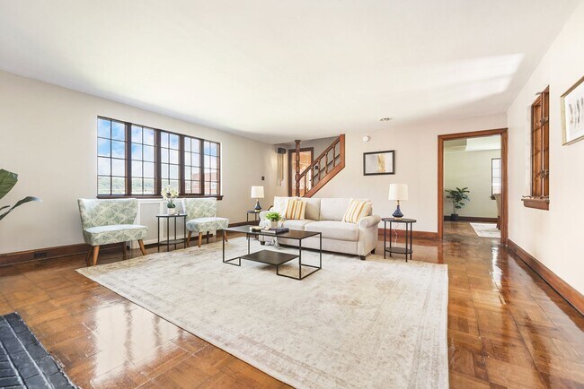 Foto del edificio - 303 E 10th Ave