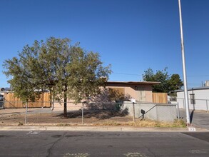 Building Photo - 2 Colorado Way