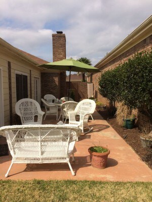 Building Photo - 424 Patio Pl