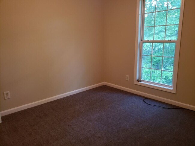 Foto del edificio - Cul-de-sac home ready to move in!