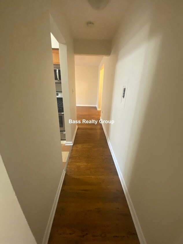 810 Seward St Unit 203, Evanston, IL 60202 Condo for Rent in Evanston