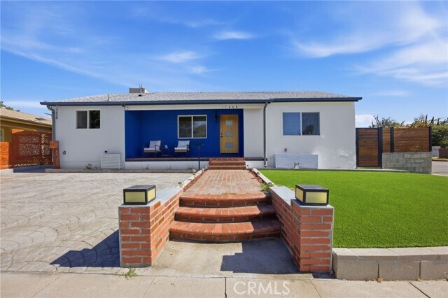 Foto del edificio - 17660 Martha St
